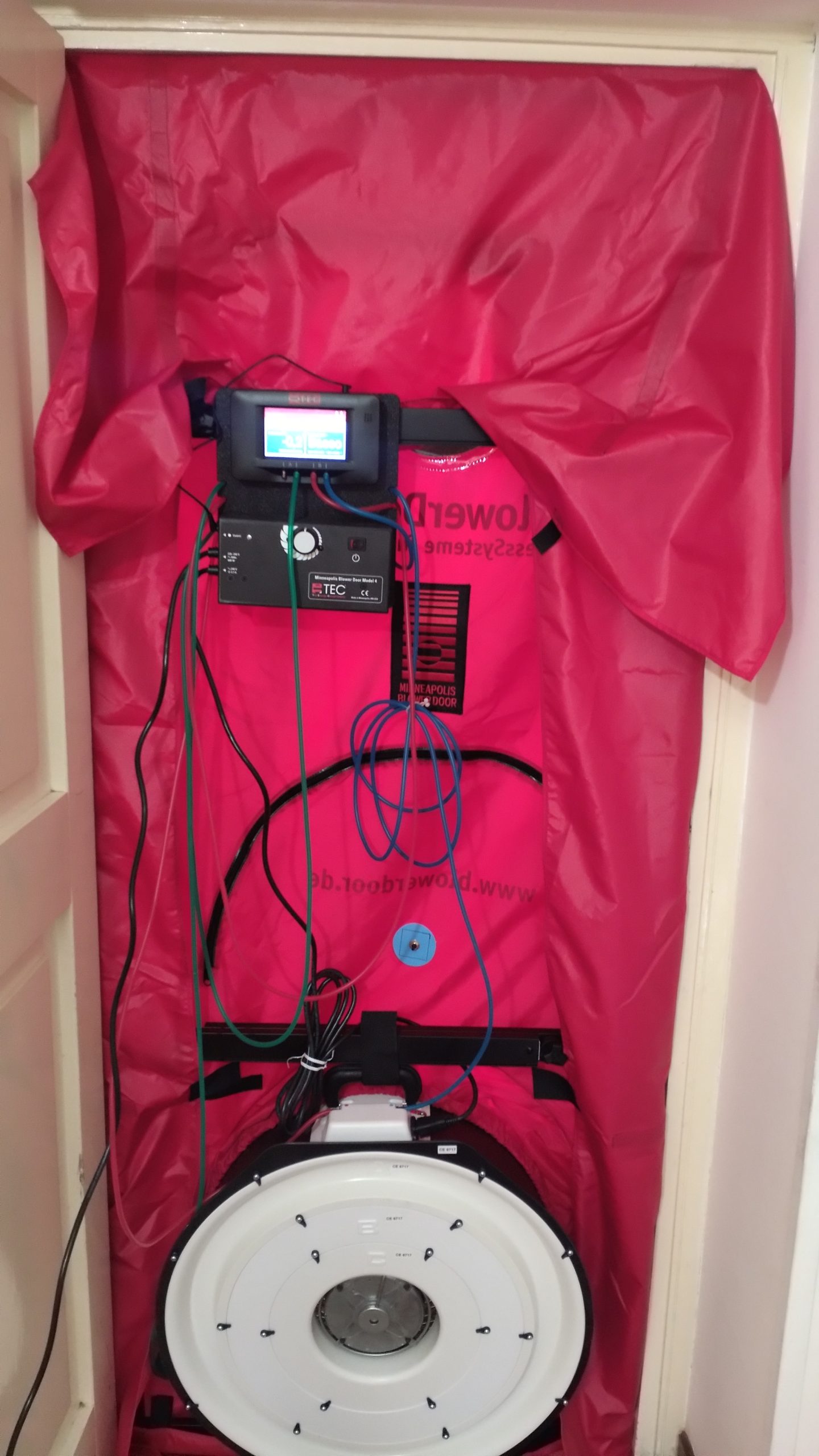 Blower Door Test: Conforme E Certificato Al Protocollo CasaClima ARCA ...